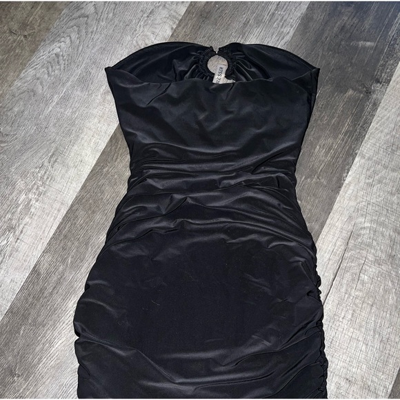 Super cute mini dress for summer time - Picture 3 of 3